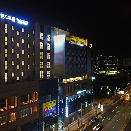 New Grand Hotel جينجو المظهر الخارجي الصورة
